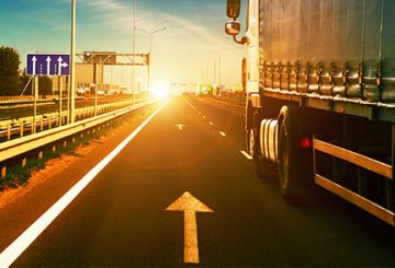 Transportation financing options that guaranteed to work for trucking companies