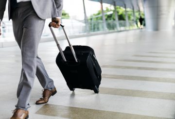 How to stop and avoid stress in business travels
