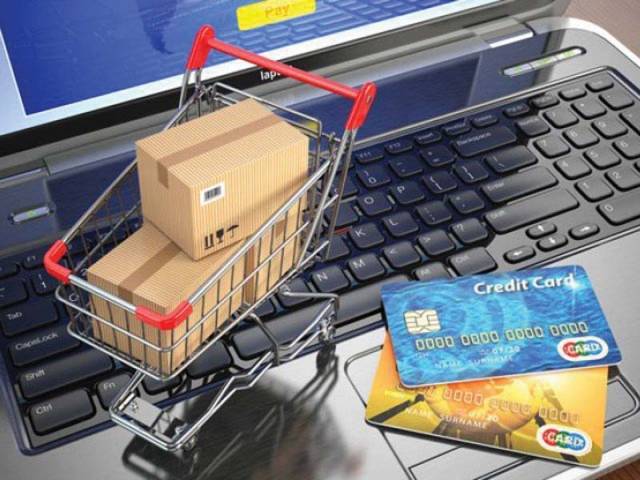 Benefits of e-commerce compared to traditional business