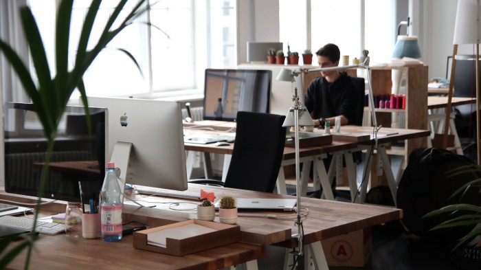 Shared office space etiquette tips and coworking guidelines rules