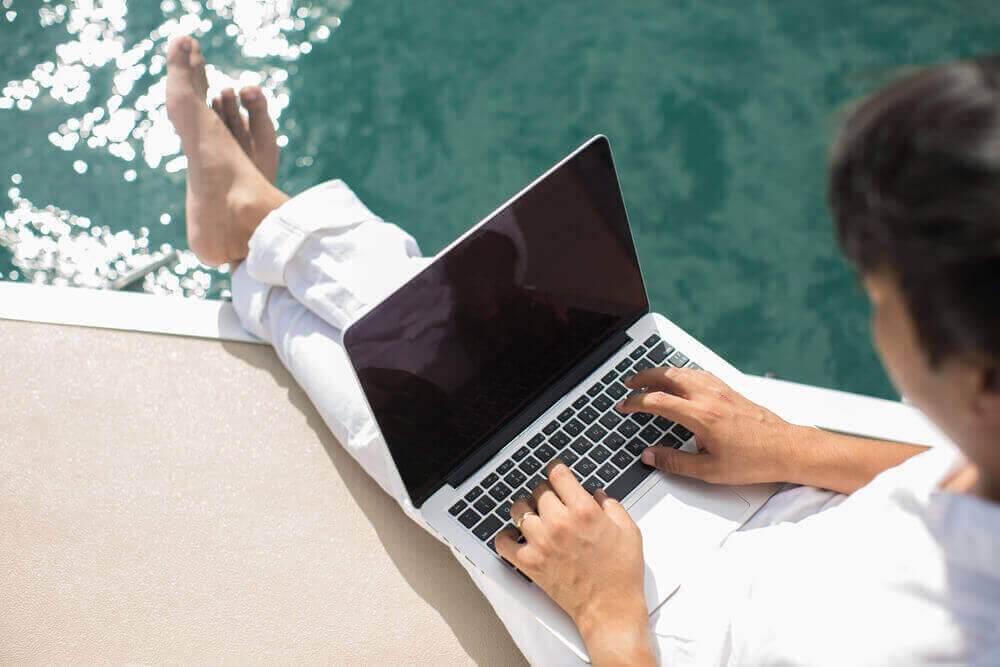 Remote job header